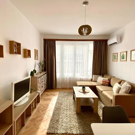 Lovely Apartment In The Heart Of Sofia Exterior photo